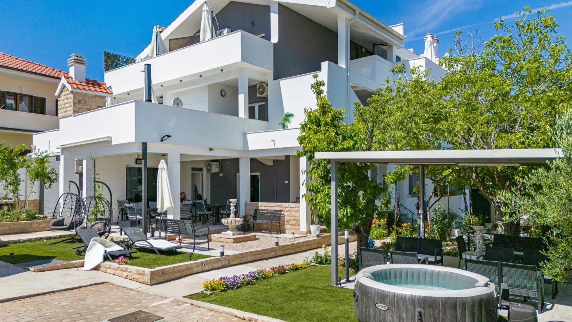 Vodice Guesthouse Eksteriør billede